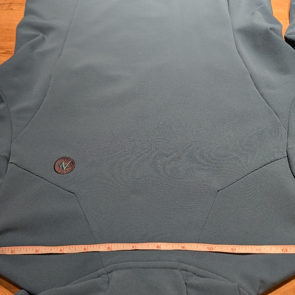 Marmot Women's Moblis Jacket - Picture 6 of 13